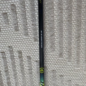 Senior Left Hand W28 Alpha DX Hockey Stick