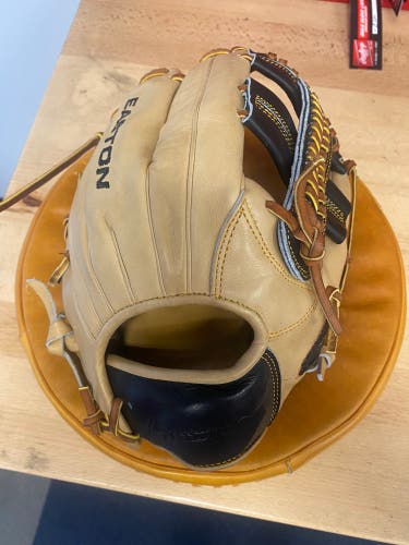 Infield 11.75" Pro Collection Baseball Glove