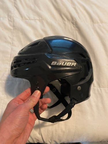 Used Large Bauer Re-Akt Helmet