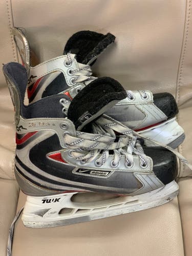 Used Bauer Size 4 Vapor X Select Hockey Skates