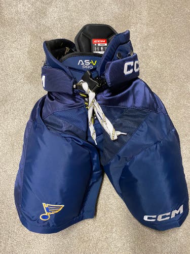 Senior Medium CCM  Tacks AS-V Pro Hockey Pants