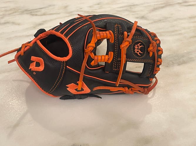 Used DeMarini Right Hand Throw Infield Insane Baseball Glove 11.5"