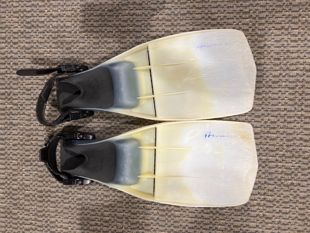 Used Adult L OceanWays Flippers