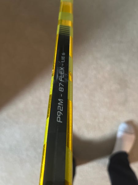 Senior Right Handed P92M Pro Stock Supreme UltraSonic Hockey Stick
