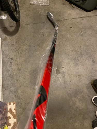 Senior Left Hand P28 Pro Stock Nexus Geo Hockey Stick