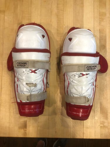 Bauer Vapor 11” APX 2 Shin Pads