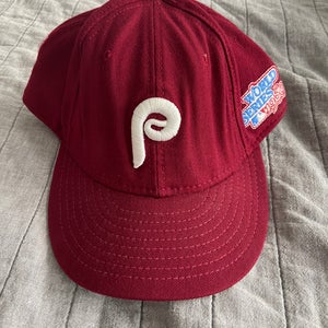 Used 7 3/4 New Era Philadelphia Phillies Hat