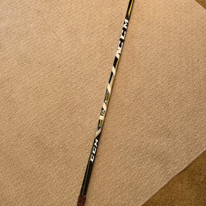 Senior Left Hand Mid Pattern Pro Stock Super Tacks 2.0 Hockey Stick