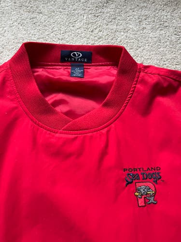 New Portland Sea Dogs Large Sweatshirt