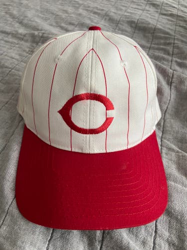 Vintage Cincinnati Reds Snapback Hat