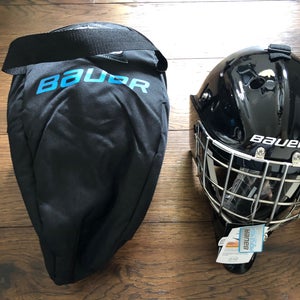 Senior New Bauer 950X Goalie Mask SIZE S/M certification valid until HECC THE END OF 01-2023
