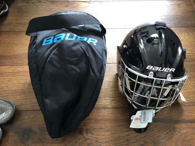 Senior New Bauer 950X Goalie Mask SIZE S/M certification valid until HECC THE END OF 01-2023