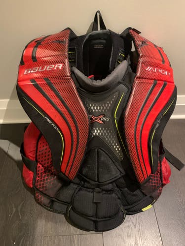 Used Medium Bauer Vapor 2X Pro Goalie Chest Protector
