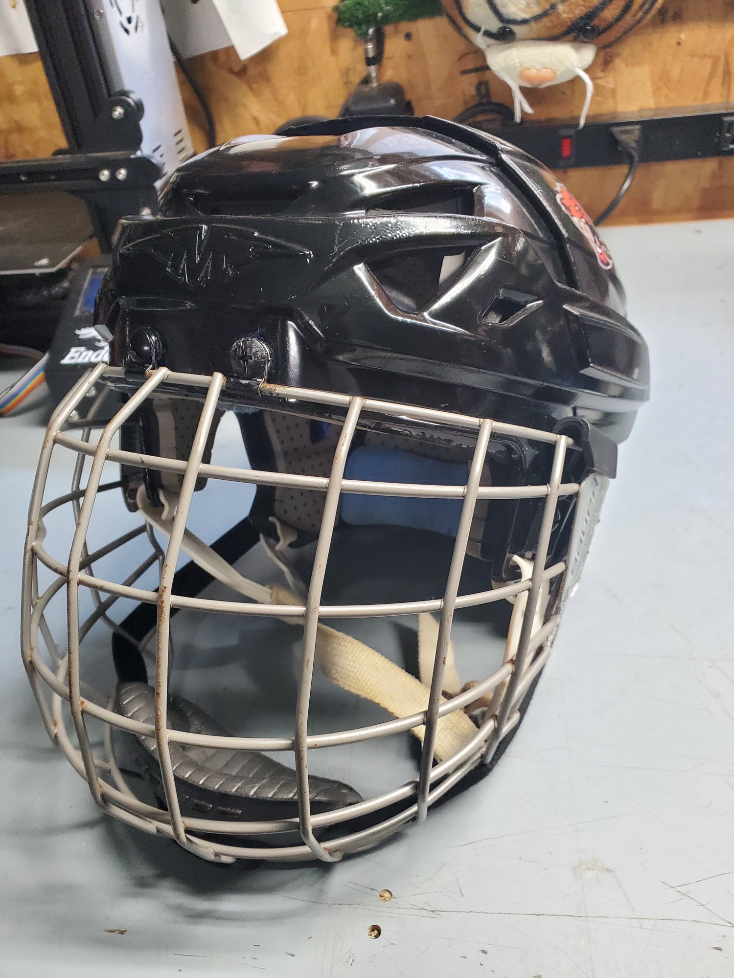 Used Medium Mission Inhaler Helmet SidelineSwap