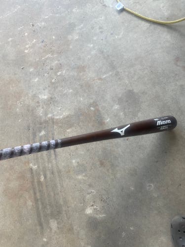 Used Mizuno (-3) 29 oz 32" Bamboo Elite Bat