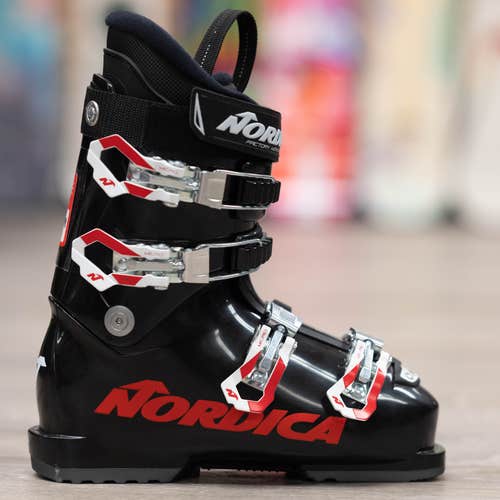 Used Kid's Nordica Racing Dobermann GP 60 JR Ski Boots Soft Flex