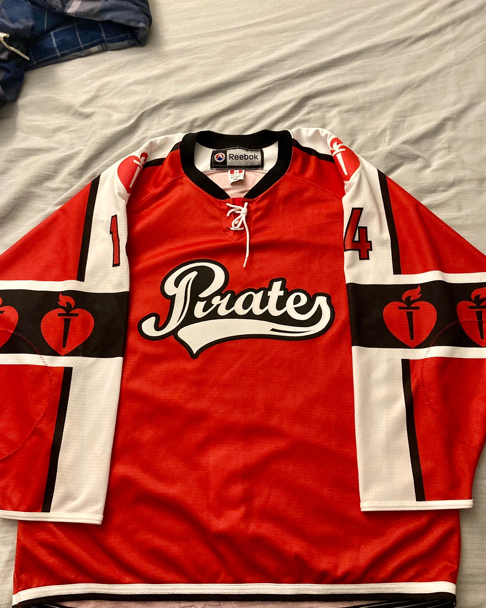 Bobby Ryan 07'08 Red Portland Pirates Game Worn Jersey