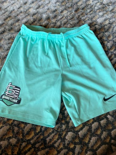 Nike Sweetlax Florida Youth Medium shorts