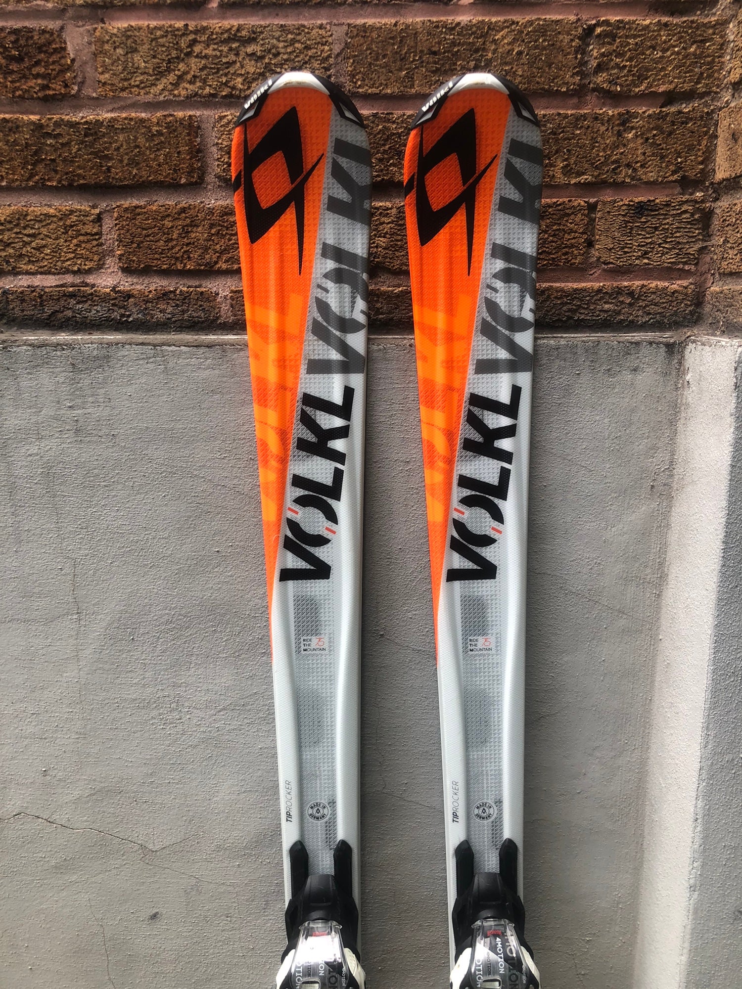 VOLKL(フォルクル)スキー板 166cm - スキー