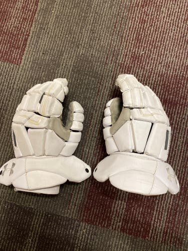 Used Player's Under Armour 13" Command Pro Lacrosse Gloves