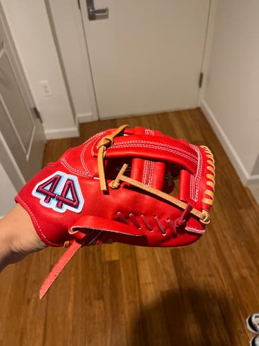 Infield 11.5" Signiture Series Baseball Glove