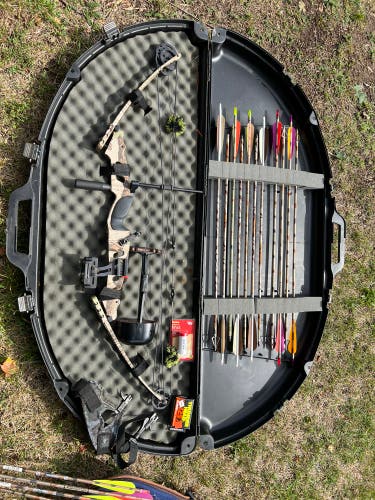 Browning compound bow