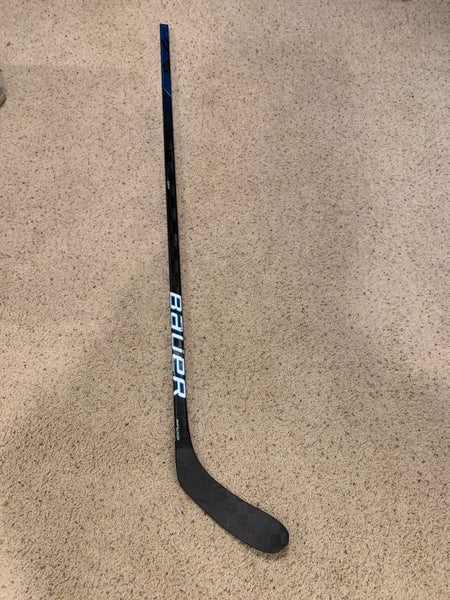 Barely Used LH P28 Nexus Geo Hockey Stick 70 Flex