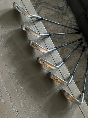 Titleist DCI 981 4i-9i