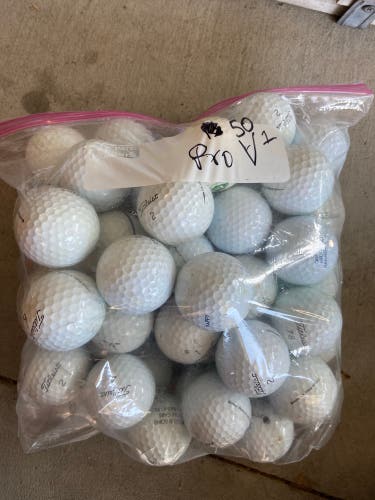 Used Titleist 50 Pack Pro V1 Balls