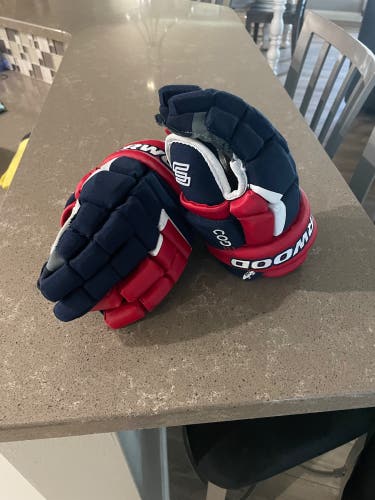 Sherwood 11” Junior Hockey Gloves