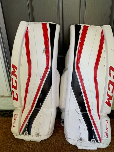 Used 28" CCM Premier R1.5 Goalie Leg Pads
