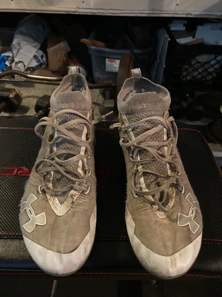 Used Size 11 (Women's 12) Under Armour Spotlight