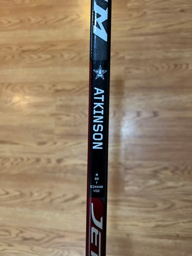 Senior Right Handed P92 Cam Atkinson Pro Stock JetSpeed FT2 Hockey Stick