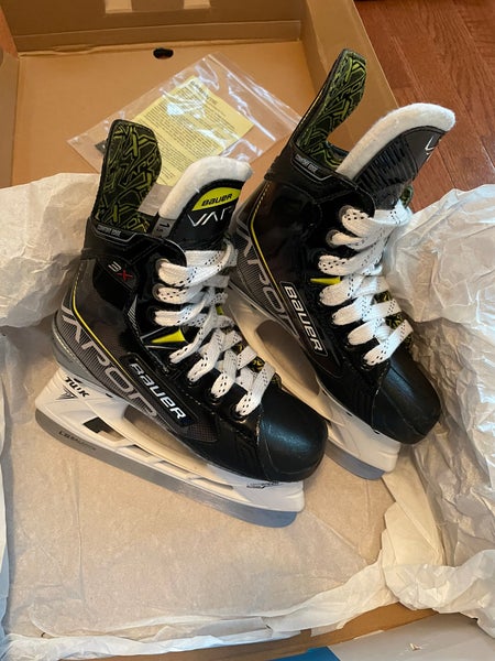 Like New Bauer Size 1.5 Vapor 3X Hockey Skates