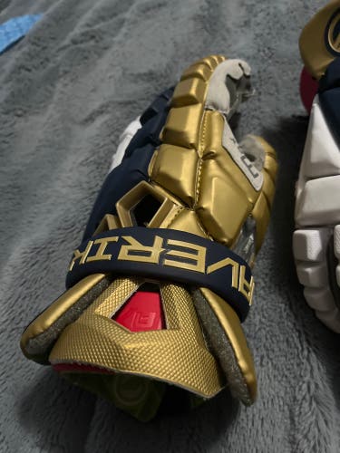 New Player's Maverik 13" Max Lacrosse Gloves