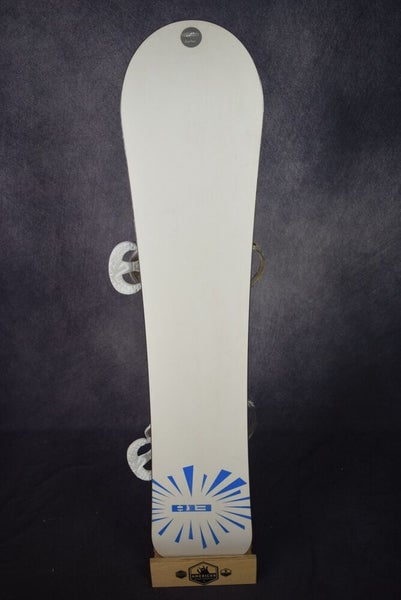 BURTON CUSTOM SNOWBOARD SIZE 142 CM WITH BURTON MEDIUM BINDINGS