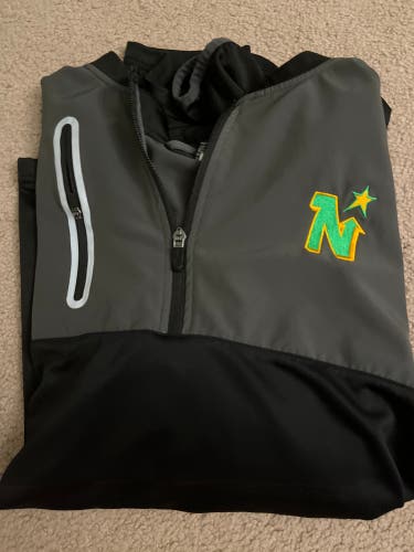 North Stars Black Used XL  Sweatshirt