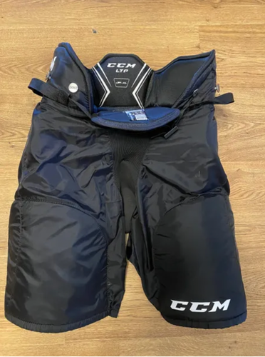 CCM youth hockey pants