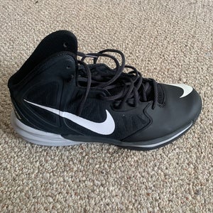 Black Nike Basketball Shoes Men's Size Men's 10.5 (W 11.5) Nike Shoes