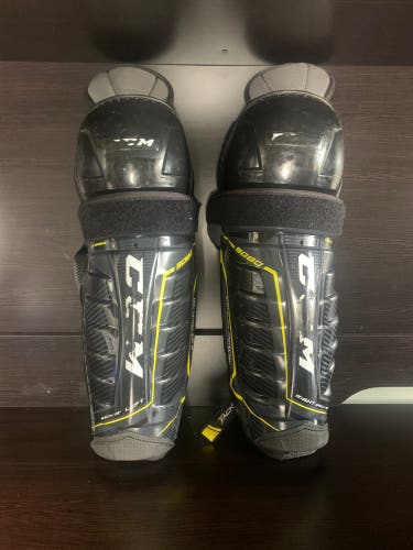 CCM  Tacks 9080 Shin Pads