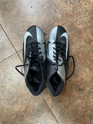 Black Nike Cleats Size Men's 10.5 (W 11.5) Low Top