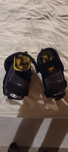 Used Large Bauer Supreme 1S Elbow Pads