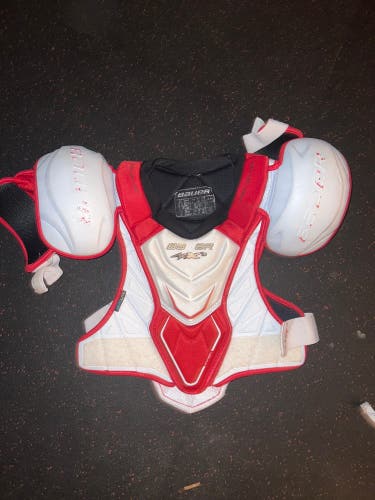 Bauer apx2 Shoulder Pads