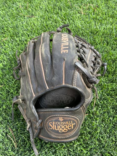 Louisville Slugger Type F Flare Design Pro Flare Series 11 1/2”