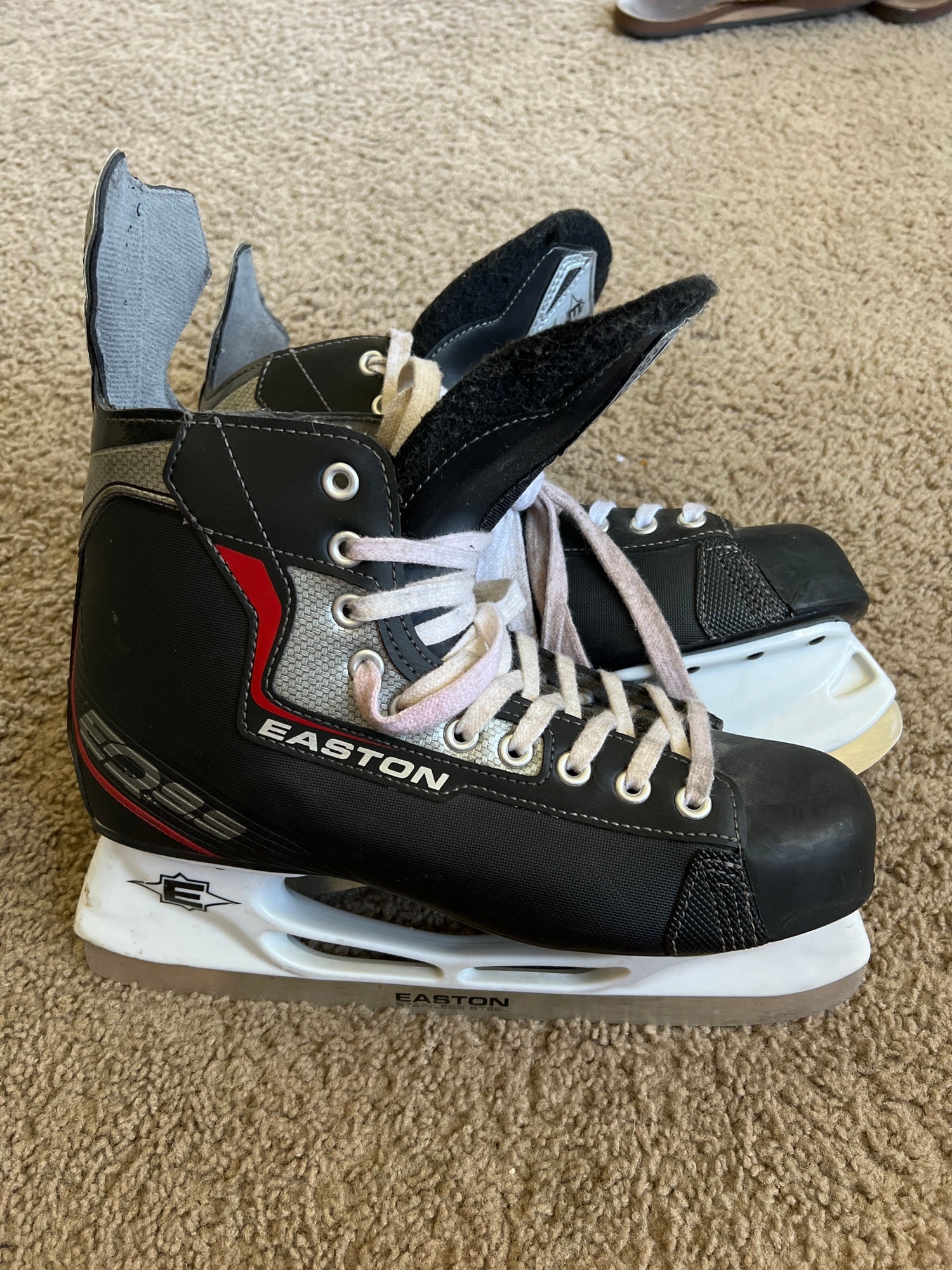 Easton Synergy EQ 9.9 Men's Ice Hockey Skates Size 9 Black 