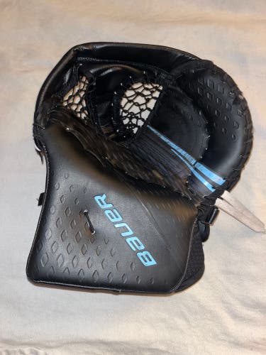 Bauer Vapor 2x Pro Custom Goalie Glove