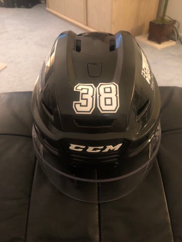 CCM Pro Stock Hockey Resistance Helmet Large Black