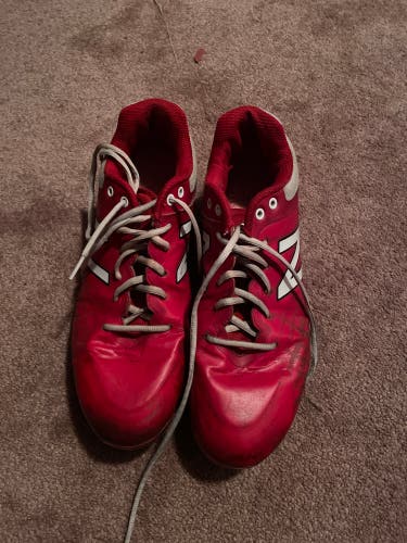 Red Men's Molded Cleats Low Top 4040