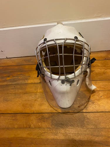Vaughn Hockey Goalie Helmet