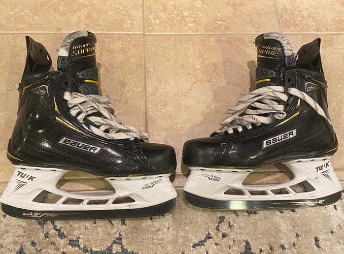 Bauer Regular Width  Size 7.5 Supreme 2S Pro Hockey Skates